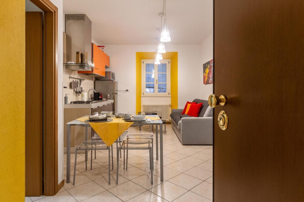 Casa Vacanze Penelope In Centro Storico Trieste Bagian luar foto